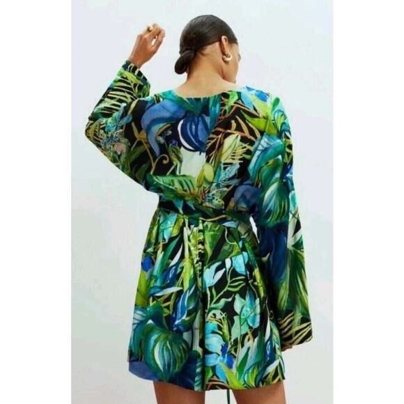 H&M Women's Tropical Birds Floral Print Belted Short Mini Dress Size XS - Picture 2 of 11